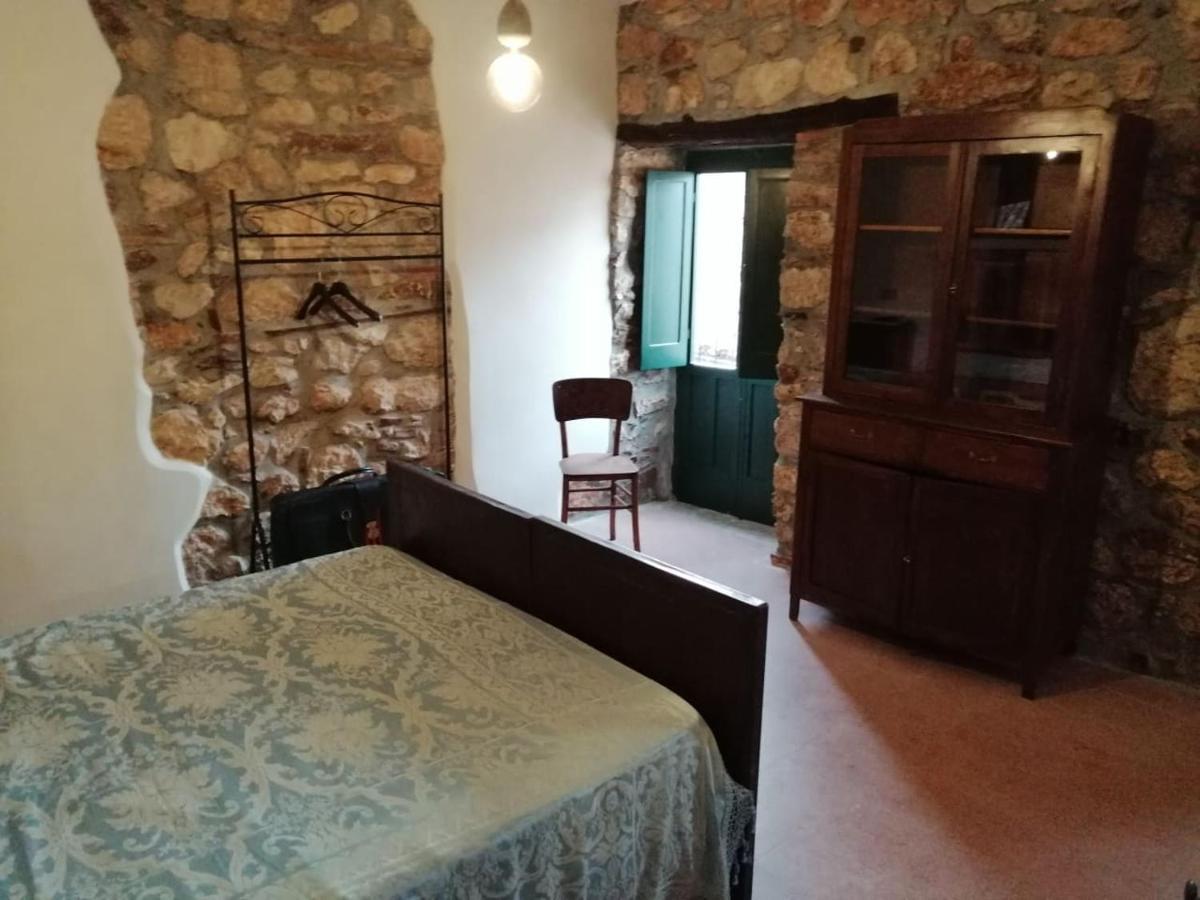 La Casa Di Duilia Bed & Breakfast Fornelli Екстериор снимка